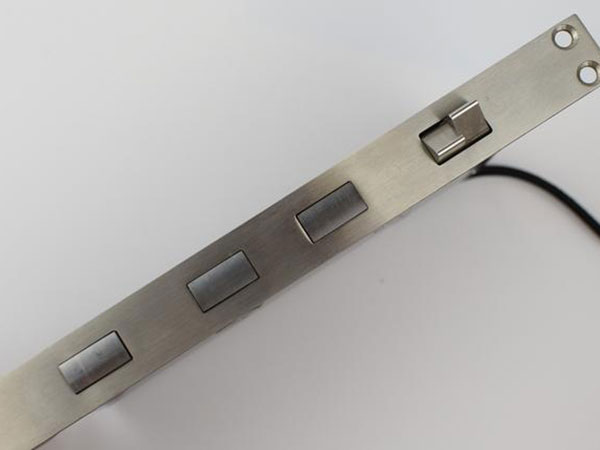 鼓樓區(qū)密碼鎖開鎖（專業(yè)開汽車鎖電話）